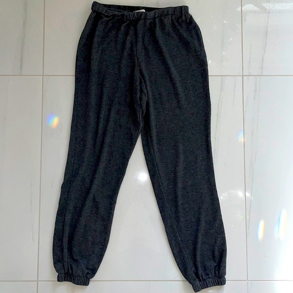 In Luv Charcoal Gray Lightweight Joggers Size S - Picture 1 of 4